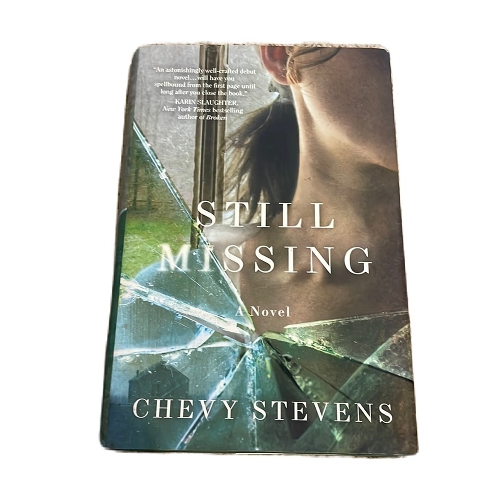Still Missing: Novel by Chevy Steven’s Hardback Book Dust Cover EUC